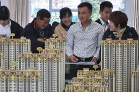 房龄达到15年再出售，为啥要么哄抢，要么无人问津？原因很现实图片