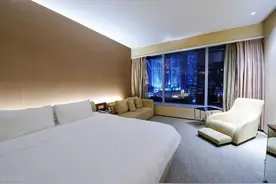 偷拍太疯狂，夫妻住民宿隐私被共享图片