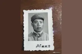 寻河南籍战友申庆礼，还记得当年在部队，每次放电影都轮到你值班，一连好几次你都没看上电影吗？图片