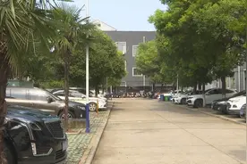 南昌县莲塘镇：小区业主自发捐款 爱心救助患病女孩图片