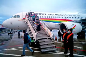 忙起来了！双流机场起降量居全球第六位图片