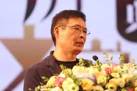 《人生海海》，敢死不叫勇气，活着才需要勇气图片