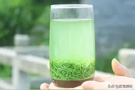 信阳毛尖茶汤浑浊好还是清澈好？听听10年老品茶师怎么说？涨知识图片