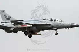 威力堪比小型核武器，枭龙再添新利器，足以让印度人胆战心惊图片