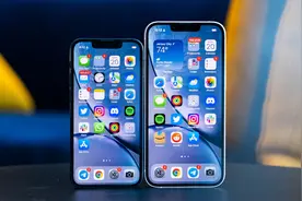 iPhone 11不小心摔碎了屏幕，建议去官方，还是随便找一家维修店？图片