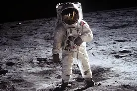 登月宇航员曾出现怪病，月球瘟疫真的假的，月球上藏着哪些秘密？图片