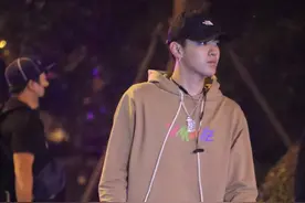 为什么吴亦凡不逃回加拿大？图片