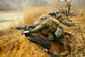 步兵单兵作战带多少子弹？子弹不是越多越好，中美单兵有何区别？图片