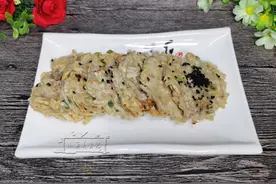 秋天，萝卜正大量上市，做成早餐饼，简单煎一煎，外焦里嫩特别香图片