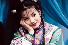 拒演小燕子错失机会，直播痛哭称被套路，网友：你演得真不一定红图片