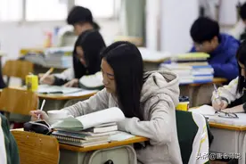 高三开学后第一次月考，看完成绩班主任急哭：如何拯救这些学生？图片