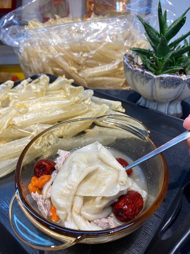炖后的花胶还吃吗 2026年炖后的花胶还吃吗有毒吗