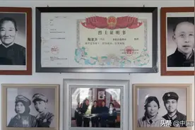 原来早在8岁时，他就把父亲的日记捐给了国家！图片