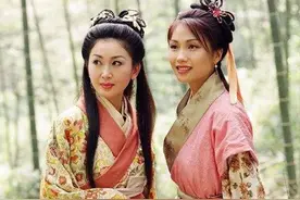 44岁“妲己妹妹”近况，2男星曾为她争风吃醋，今低调嫁高富帅图片