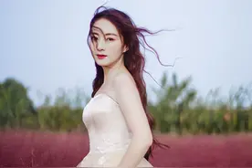 故事：我31岁，无意间救了一只小狗，让我结识貌美如花的少女图片