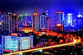 2018年中国高质量发展百强区——山东省济南市市中区图片