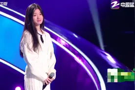 被这个18岁的少女迷住了：你给我，这一辈子都不想失联的爱图片