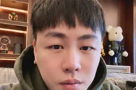 遭遇生涯瓶颈？小眼睛的无奈：胡夏，胡彦斌，李荣浩开始自省图片