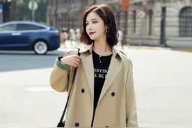 帅酷有型的短款风衣，娇小女生初秋日常穿搭，小身材也能穿出时髦图片