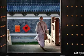 和尚出家六根不净：一个举动温暖了母亲，一首诗感动了世人图片