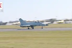 中国FTC-2000G亮相珠海！飞行表演燃爆现场！视频封面
