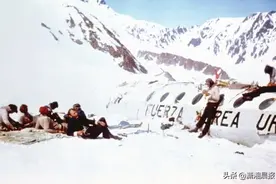 为了活命大家决定吃同伴尸体，1972年安第斯空难幸存者回忆痛苦经历图片