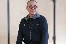 武术第一人，因拍戏跟李连杰闹翻，当年成龙跟他合作还被打伤图片