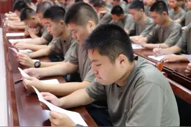 入伍即签约！带岗入伍为新兵退役就业提供保障图片