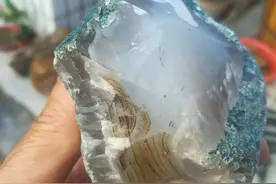 辩识石头常见的误区图片