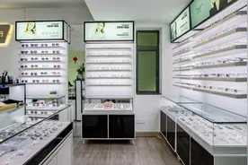 太古汇这家眼镜店，白菜价买“劳斯莱斯”镜片，还送暴龙镜框图片