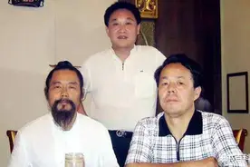 中国特异功能人张宝胜，自称从小异于凡人，他是靠啥风靡全国的？图片