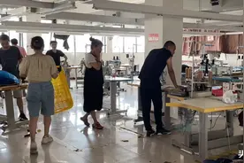 广东有些工厂将白班调整为夜班，我们厂却没有调整，还是天天上班图片