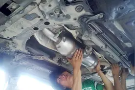 去4S店维修汽车，换下来的配件能带走吗？修车工说了实话视频封面