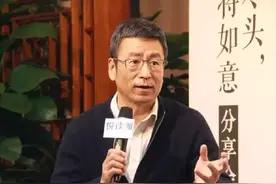 “名嘴”白岩松在央视春风得意时，为什么突然消失了一年？图片