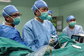 不动刀无创口祛大石 肾结石患者有了更优选择图片