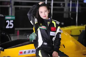 速度与美貌，谁才是中国第一女车手？图片
