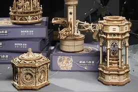 治愈系礼物首选，若客机械八音盒你爱吗图片
