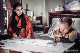 身高1米的许战国，苦练书法改变了命运，让人敬佩不已图片