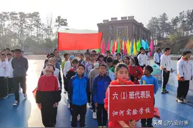 小小健儿显身手 时代骄子竞风流——泗河实验学校成功举行第十五届田径运动会图片
