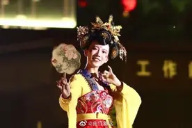 大唐不夜城行为艺术表演最新时间表图片