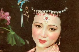 红楼梦：难怪贾珍要为可卿停灵四十九天，看她肚子里有啥秘密图片
