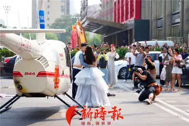 飞？行！普通人花10万就能学会开飞机，济南低空旅游航线即将在雪野机场“起飞”图片
