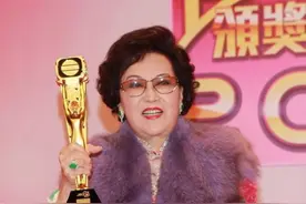 戏骨李香琴去世享年88，与谭炳文传绯闻30年，隔3月先后离世图片