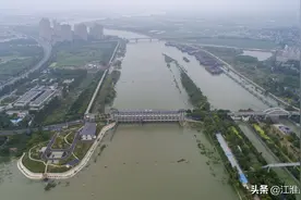紧急！长江干流大通水文站以下逼近1998年最高水位图片