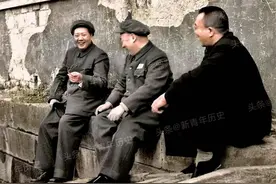 1953年，毛主席在紫金山的一组珍贵彩色老照片，很温馨的画面图片