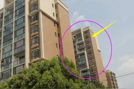 一梯两户买东边还是西边好？幸亏售楼小姐说漏嘴，我家才没有买错图片