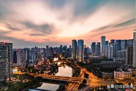 成都楼市：远郊不要碰，未来面临无人接盘图片