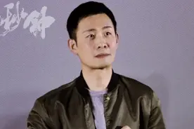 《一秒钟》票房破亿，张译鞠躬感谢观众，徐峥称自己是他的颜粉图片