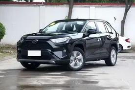 保值又耐用的日系SUV，配2.0L动力油耗5.9L，带你看丰田荣放图片