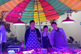 广西农家子985毕业考上公务员，为还债辞职卖猪肉，此前投资失败负债百万，卖过螺狮粉、做过旅拍图片